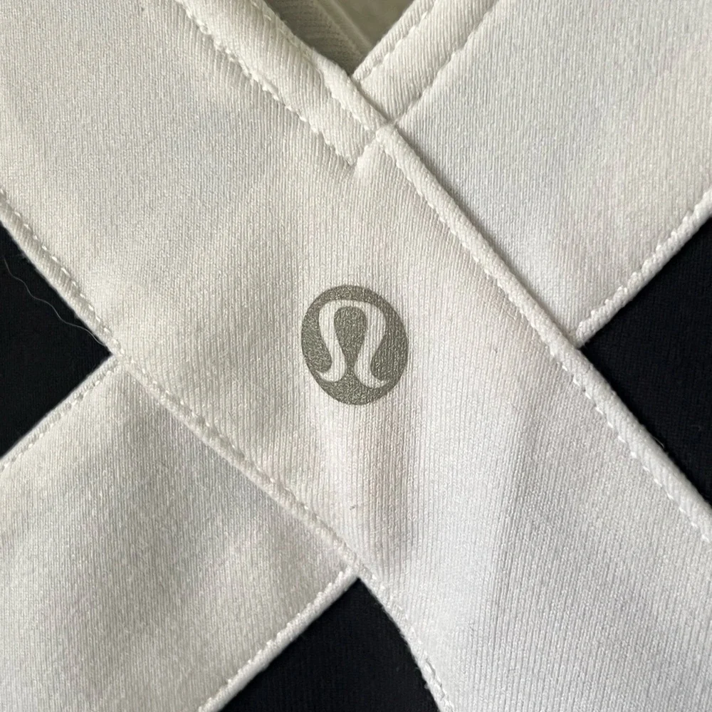 Lululemon wet dry warm tank top black and white small